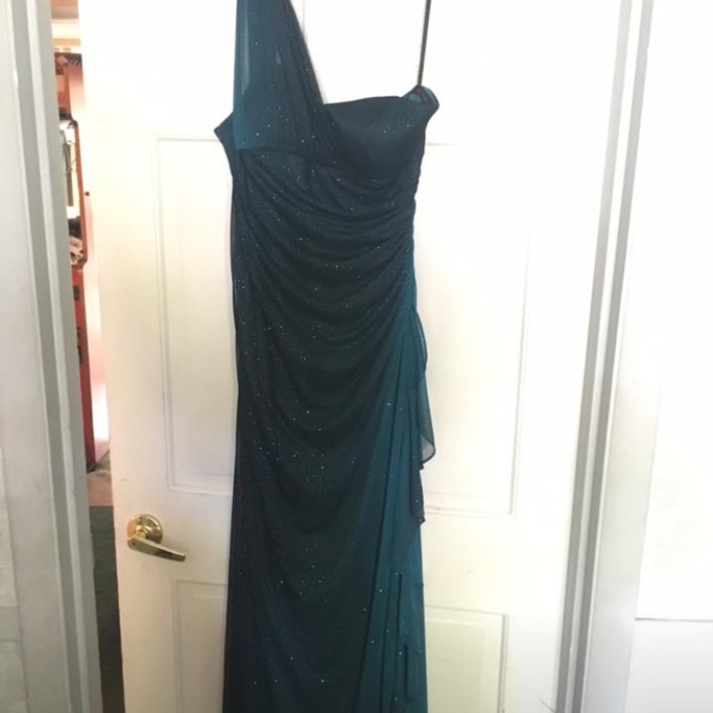 Long floor length one shoulder green and black